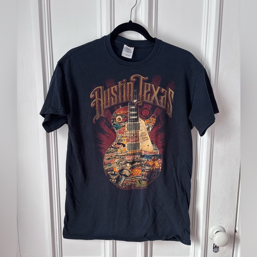 Austin Texas Music T Shirt Men’s Black Guitar Size Medium Music Bars Graphic